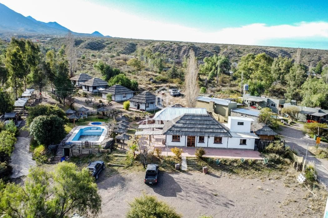 En venta complejo de cabañas Betancourt, Lujan de Cuyo, Mendoza