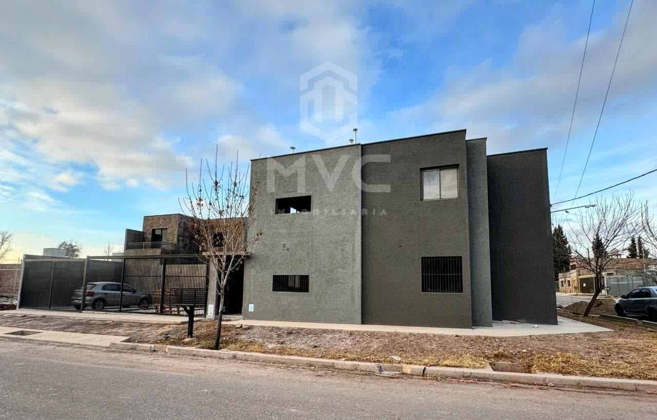 Se Vende Dúplex 3 habitaciones, en Carrodilla Luján de Cuyo.